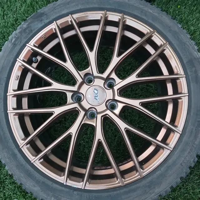 225/45/18 Toyo winter tires 80% tread with DAi alloy rims 5x114. in Tires & Rims in Markham / York Region - Image 4