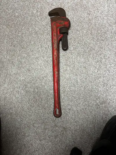 Ridgid 24 inch pipe wrench & 14 inch Companion pipe wrench, View more