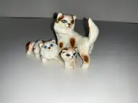 Vintage Porcelain Cat Family (White/Orange) colours