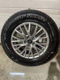 245/65r17 Michelin X-Ice Snow tires with 17” alloys