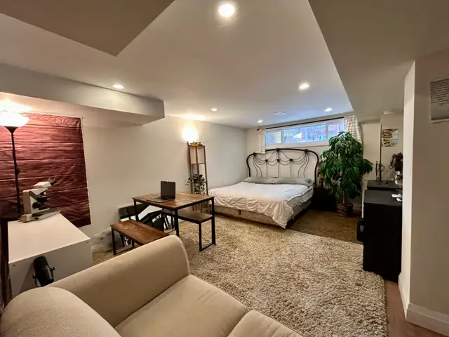 STUDIO -RENOVATED -FULLY FURNISHED ( -AVAIL NOW )