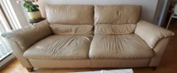 Natuzzi leather sofa / Canapé en cuir Natuzzi