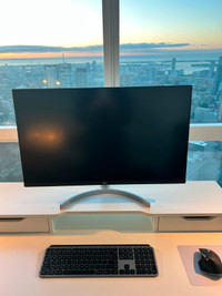LG 32" 4K Monitor for Sale