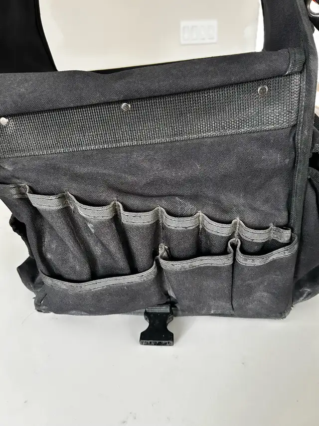 GreenLee Electricians tote bag in Tool Storage & Benches in City of Toronto - Image 5
