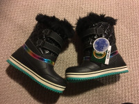 new winter boots shoes - kids sizes 2,3,4