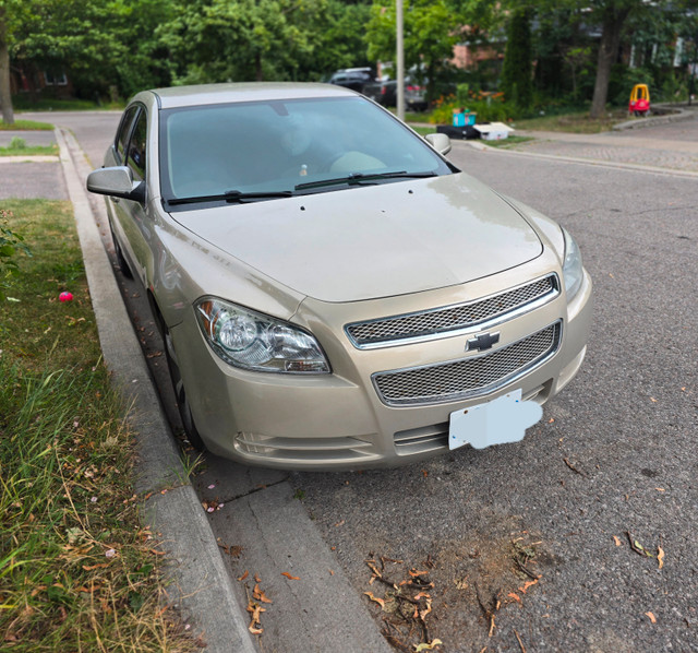 2011 Chevrolet Malibu in Cars & Trucks in Mississauga / Peel Region - Image 2