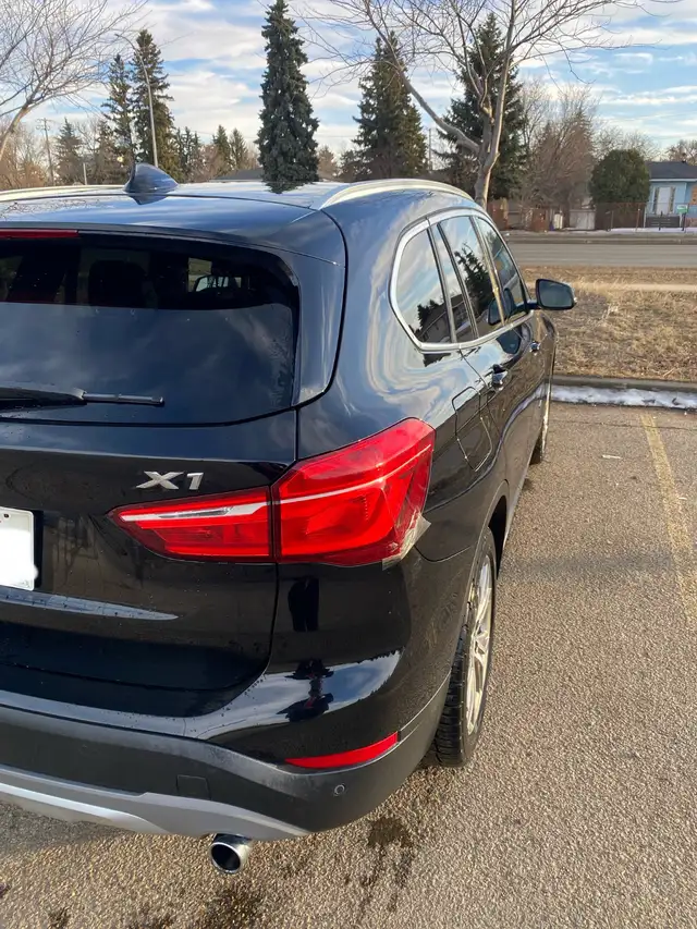 2018 BMW X1 28i63023585339267122