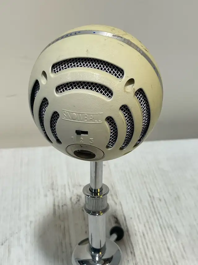 Blue Snowball Microphone454687415023052806