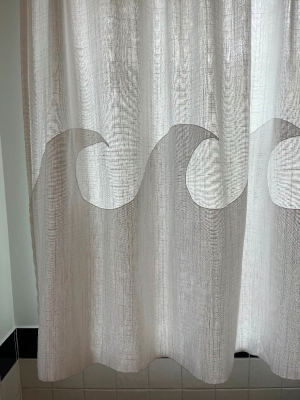 Designer custom curtain with rod for sale dans Habillage de fenêtres  à Ville de Montréal - Image 2