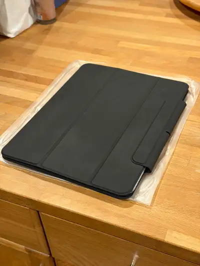 ESR Pro Case for iPad Pro 13”, View more