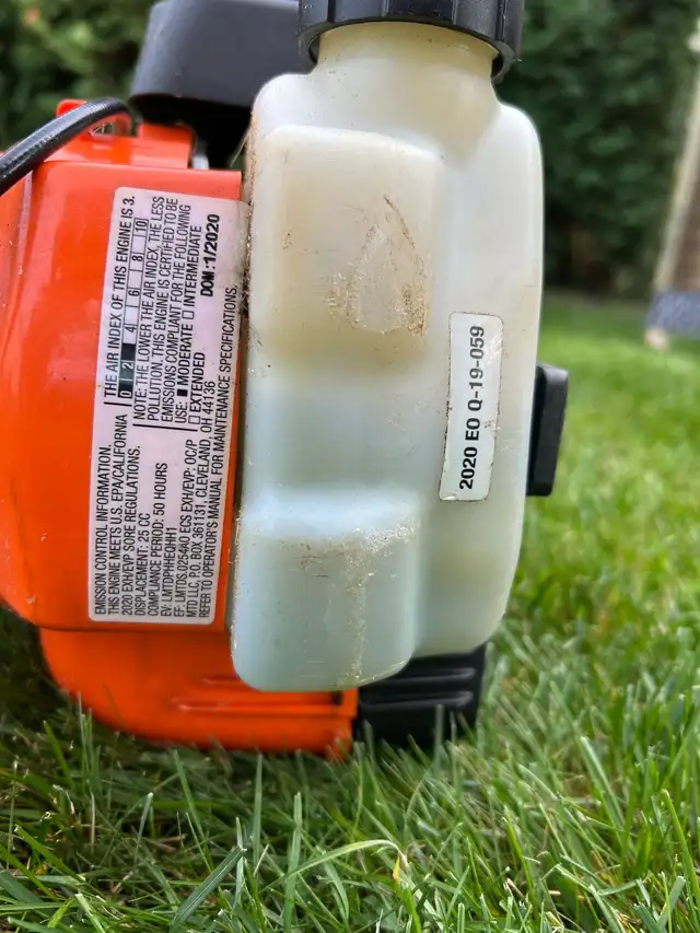 Souffleur et fouet à gazon in Lawnmowers & Leaf Blowers in Longueuil / South Shore - Image 6