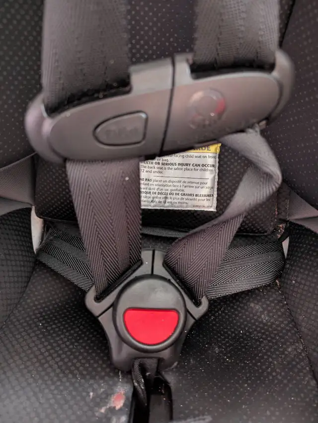 great car seat in Strollers, Carriers & Car Seats in London - Image 9