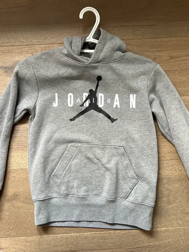 boys Nike clothes  in Kids & Youth in Oakville / Halton Region - Image 4