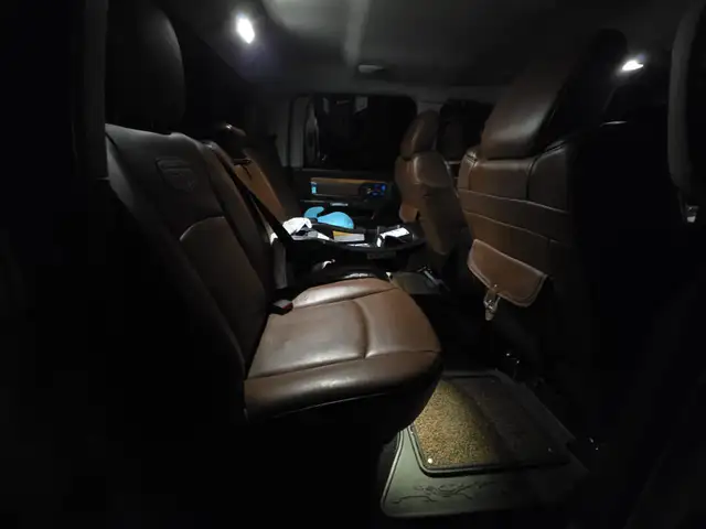 2016 ram 2500 longhorn diesel in Cars & Trucks in Sarnia - Image 6