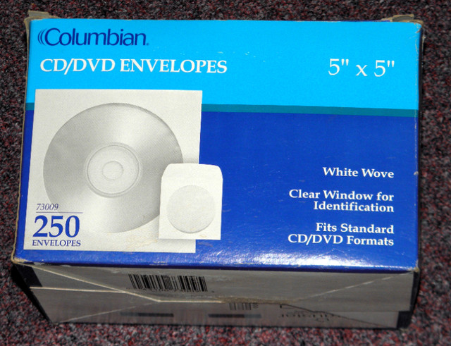 KENSINGTON CD Doubler jewel case 10 pack & about 190 envelopes in CDs, DVDs & Blu-ray in London - Image 2