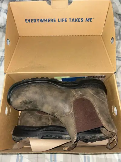 Blundstone steel toe work boots size 10 , View more