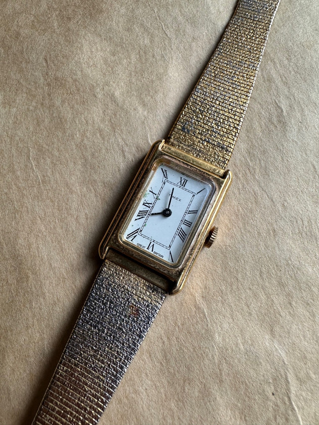 Vintage Timex Watch Made In Great Britain Retro in Jewellery & Watches in Oshawa / Durham Region