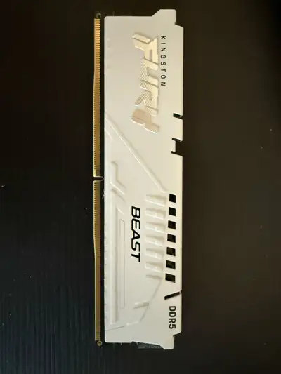 Kingston fury beast 16gb (1x16gb) DDR5 5600mhz Cl36 white, View more