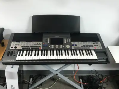 CLAVIER YAMAHA PSR-9000, View more