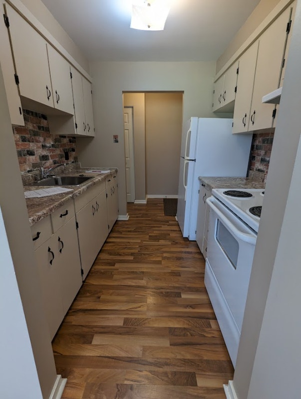 Spacious 2 bedroom apartment, Aurora Crescent, Greenwood Long Term