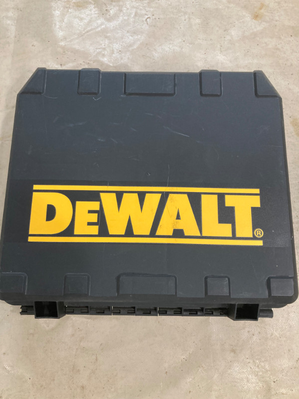 18 volt Dewalt drill in Power Tools in Nipawin - Image 3