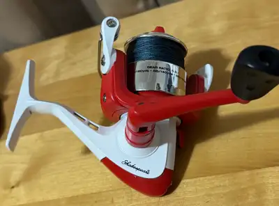 Shakespeare Fishing Reel in Good Condition, View more