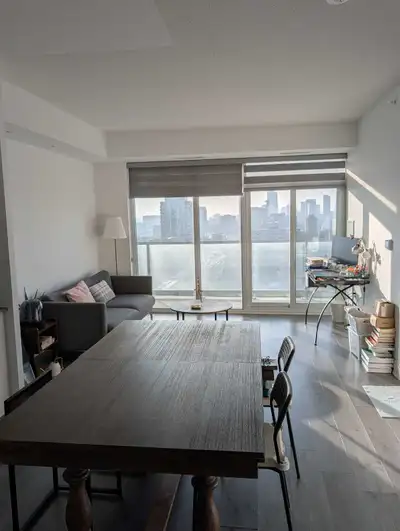 I am looking for a responsible roommate to share a 2B2B (2 Bedroom, 2 Bathroom) unit with me. The av...