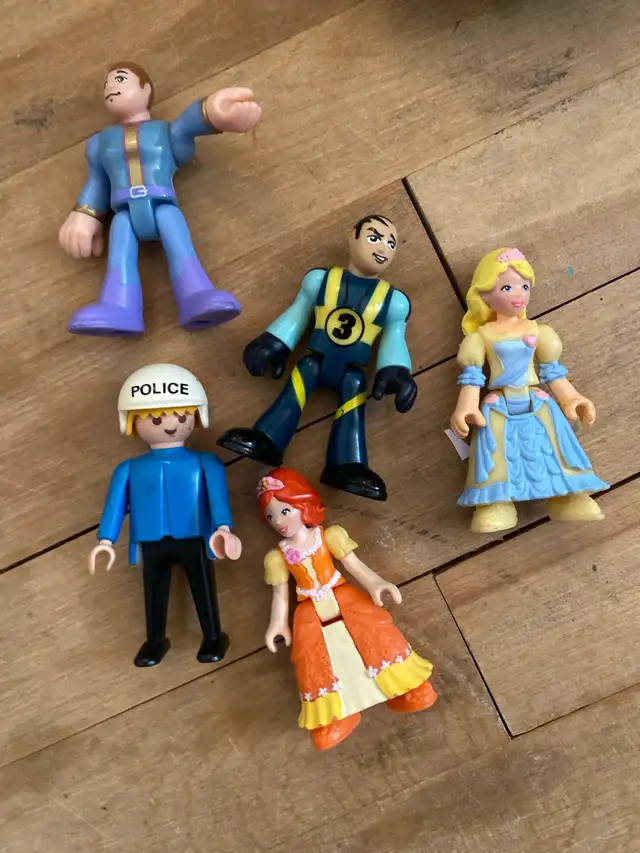 Fisher-Price Little People Figures
