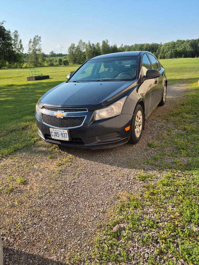 2014 chevrolet cruze in Cars & Trucks in Ottawa