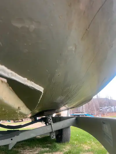 20 foot twin 200 sport jet motors 410 hrs on each motor