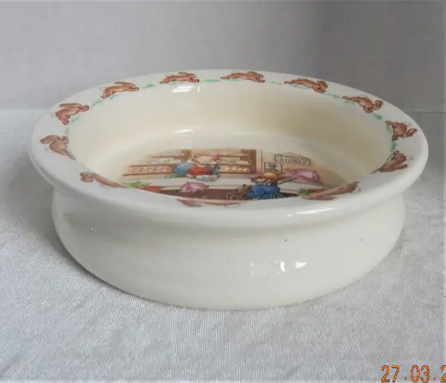 Royal Doulton Bunnykins set bowl and mug - Orillia in Other in Barrie - Image 4