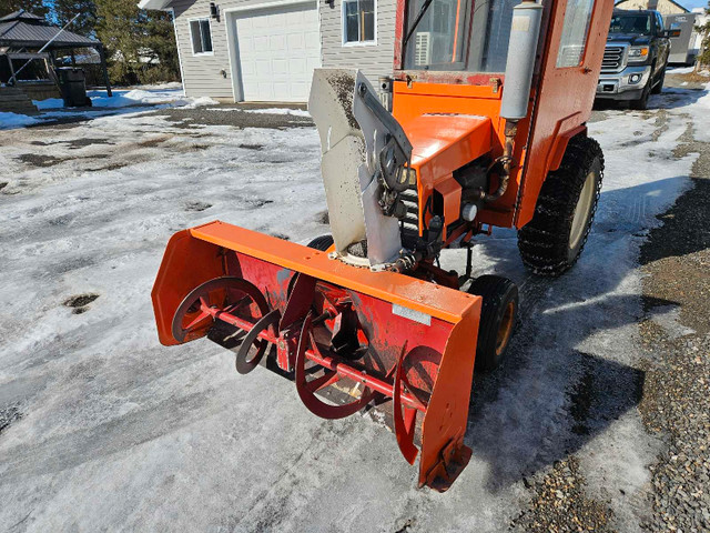 Case 446 Tractor Snowblower in Other in Sault Ste. Marie - Image 4