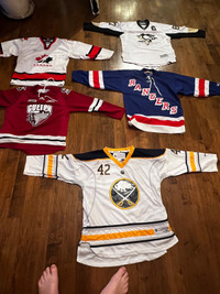  Boys hockey jerseys  size L/xl