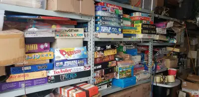 Choice of different vintage game boards $5 each pick up on beaverbrook lane kanata thank you