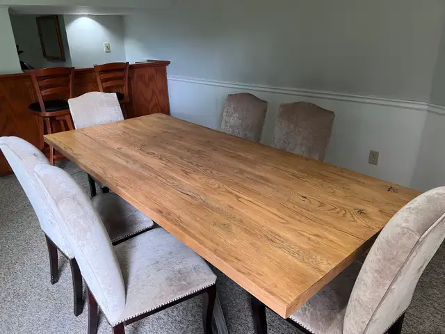 Dinning Room Table & Chairs in Dining Tables & Sets in Markham / York Region - Image 8