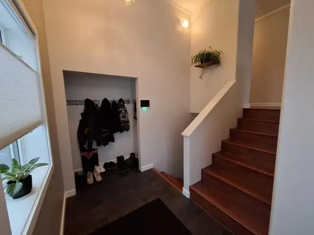 6 bedroom, 3 bathroom house for rent in Long Term Rentals in Whitehorse - Image 8