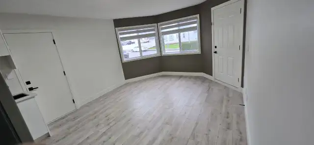 1 Bed 1 Bath House in Long Term Rentals in Mission - Image 2