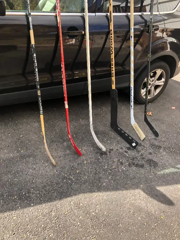 Hockey Sticks in Hockey in Mississauga / Peel Region - Image 2