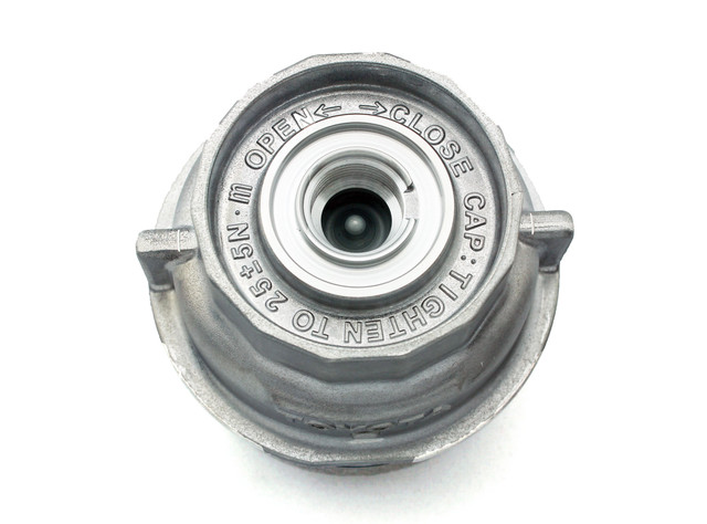 2014 And UP Oil Filter Cap - Toyota (15620-31060) in Engine & Engine Parts in Edmonton - Image 3