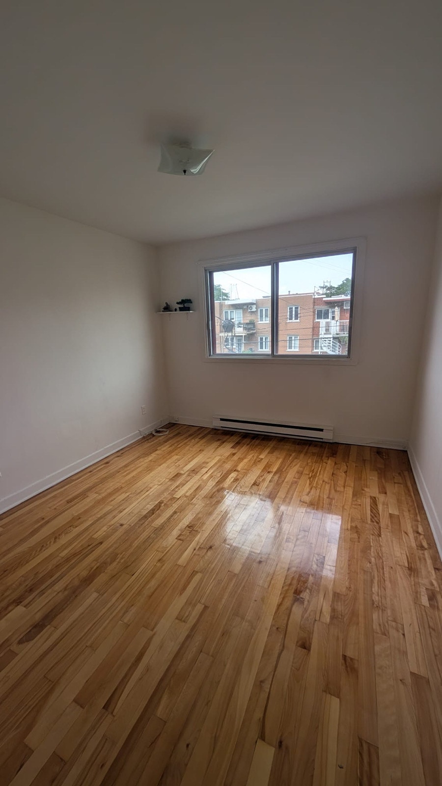 very large 5 1/2 to rent — photo 2