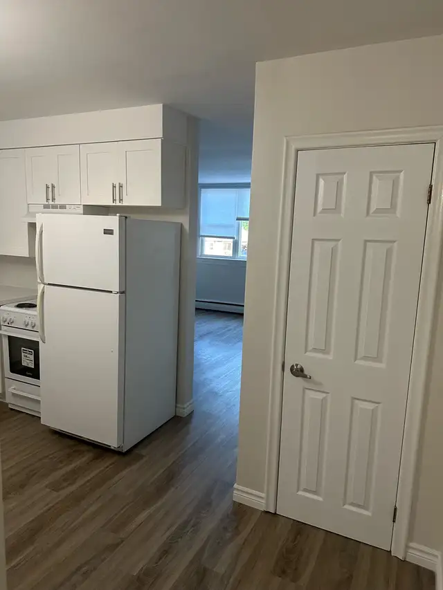 2 bedroom apartment  in Long Term Rentals in Cambridge - Image 8