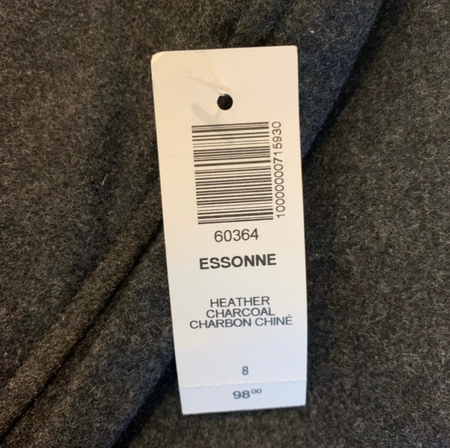 New With Tags Wilfred Essonne Skirt in Women's - Dresses & Skirts in Markham / York Region - Image 3
