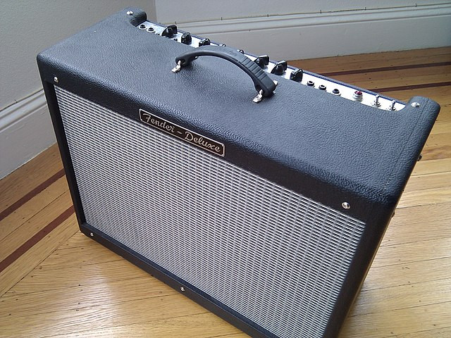 Fender Hot Rod deluxe in Amps & Pedals in Mississauga / Peel Region