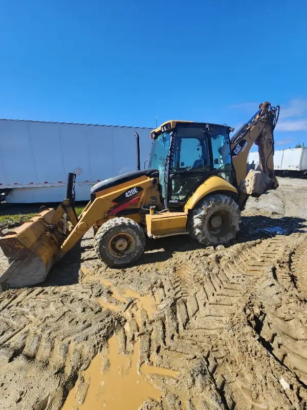 2009 420E CAT Backhoe Heavy Equipment Yarmouth Kijiji