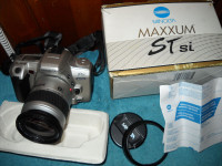 Caméra Vintage de marque Minolta Maxxum Stsi
