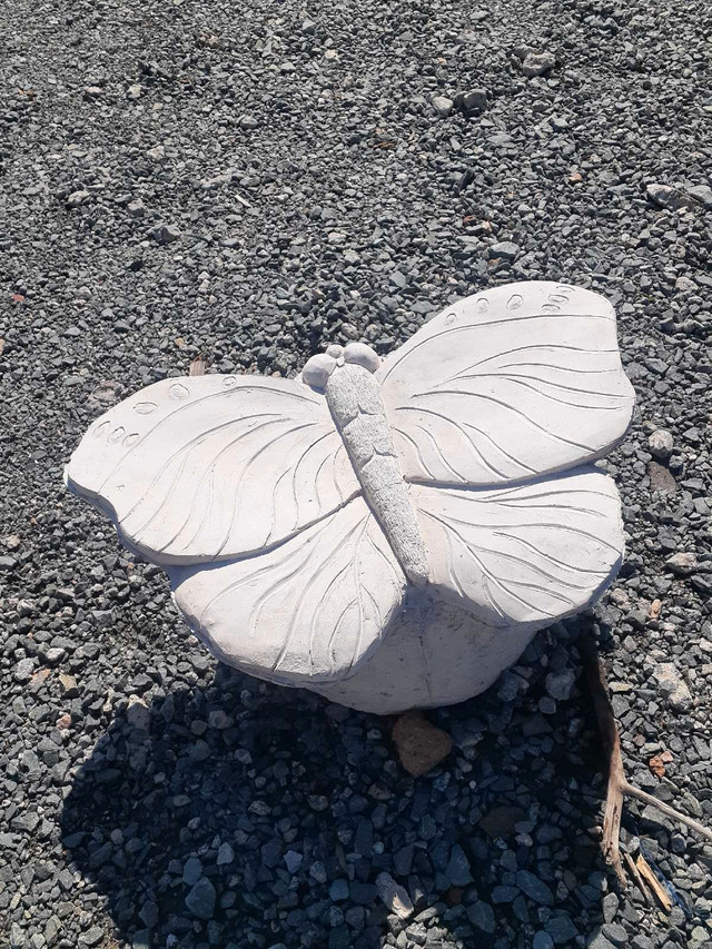 Concrete Butterflies   10 inch and huge 28 inch in Patio & Garden Furniture in City of Halifax - Image 2