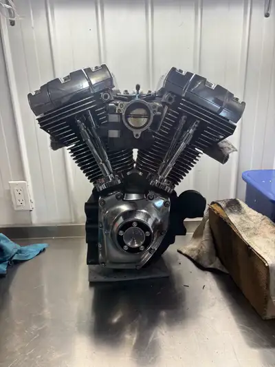 Great running twin cam Harley engine. Just pulled to upgrade to bigger cubic inch engine. A style en...