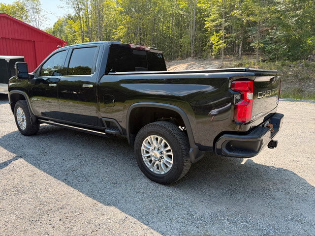 2022 Chevy 3500 Diesel Silverado High Country /2011 Artic Fox 81 in Cars & Trucks in Napanee - Image 4