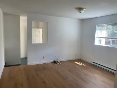 1 bedroom rental suite. North Nanaimo off top of Rutherford rd. Ground level entry. Separate entry....