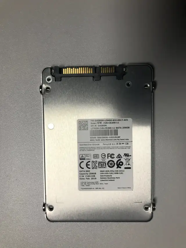 Dell Precision 3620 - Intel Xeon E3-1220 v5- 256GB SSD - 32GB RA in Desktop Computers in City of Montréal - Image 5